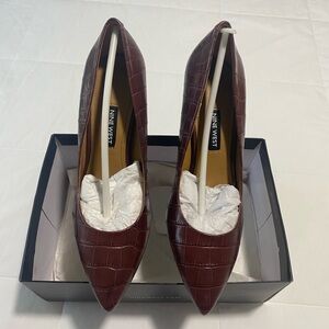 Nine West Pointy Toe Pumps